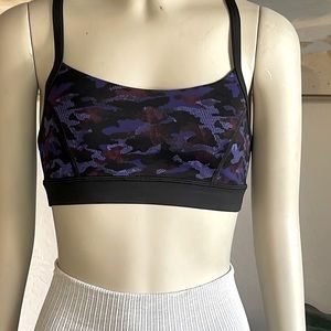 NWOT lululemon sports bra